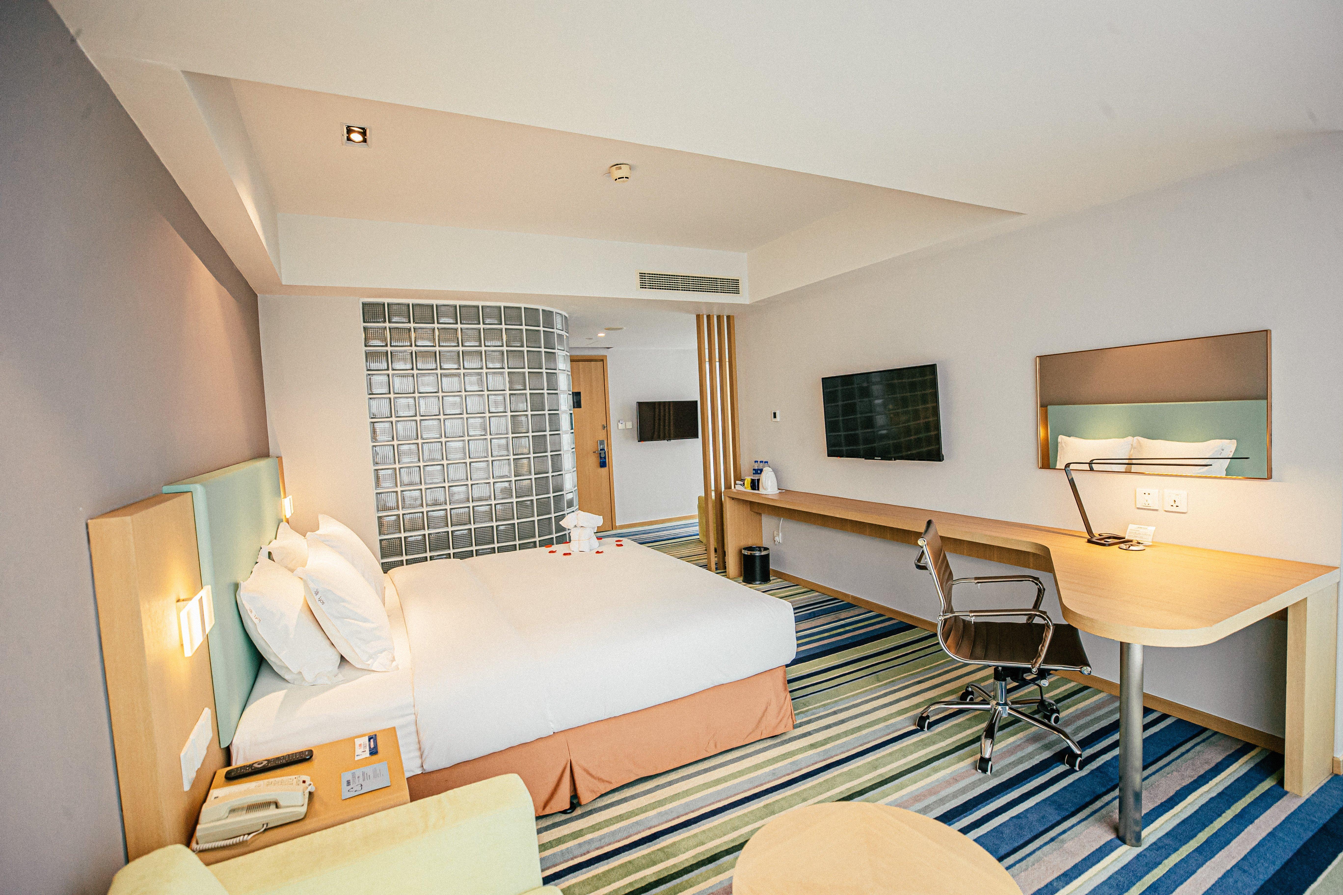 Holiday Inn Express Yingkou Onelong Plaza By Ihg Gaizhou Eksteriør billede