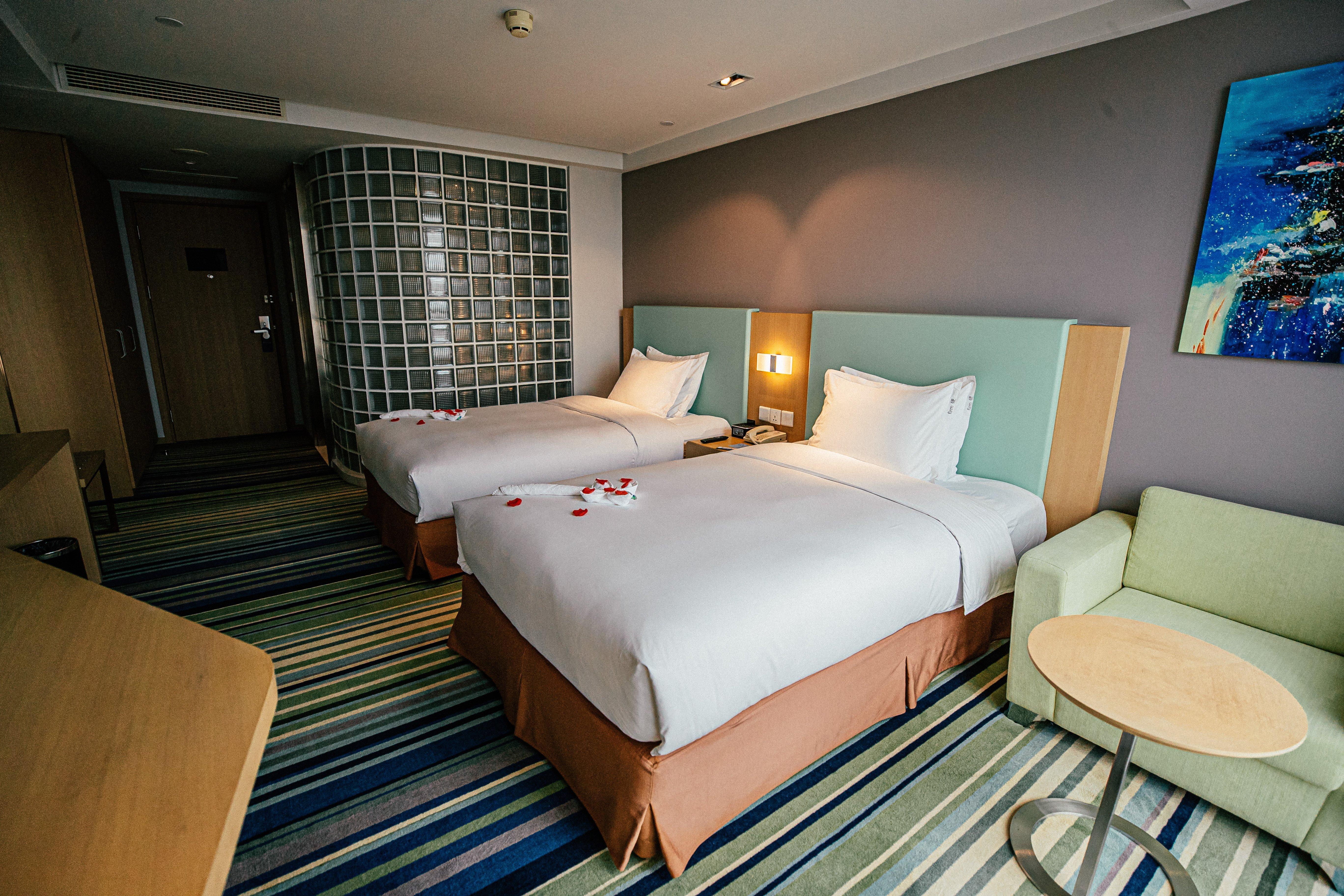 Holiday Inn Express Yingkou Onelong Plaza By Ihg Gaizhou Eksteriør billede