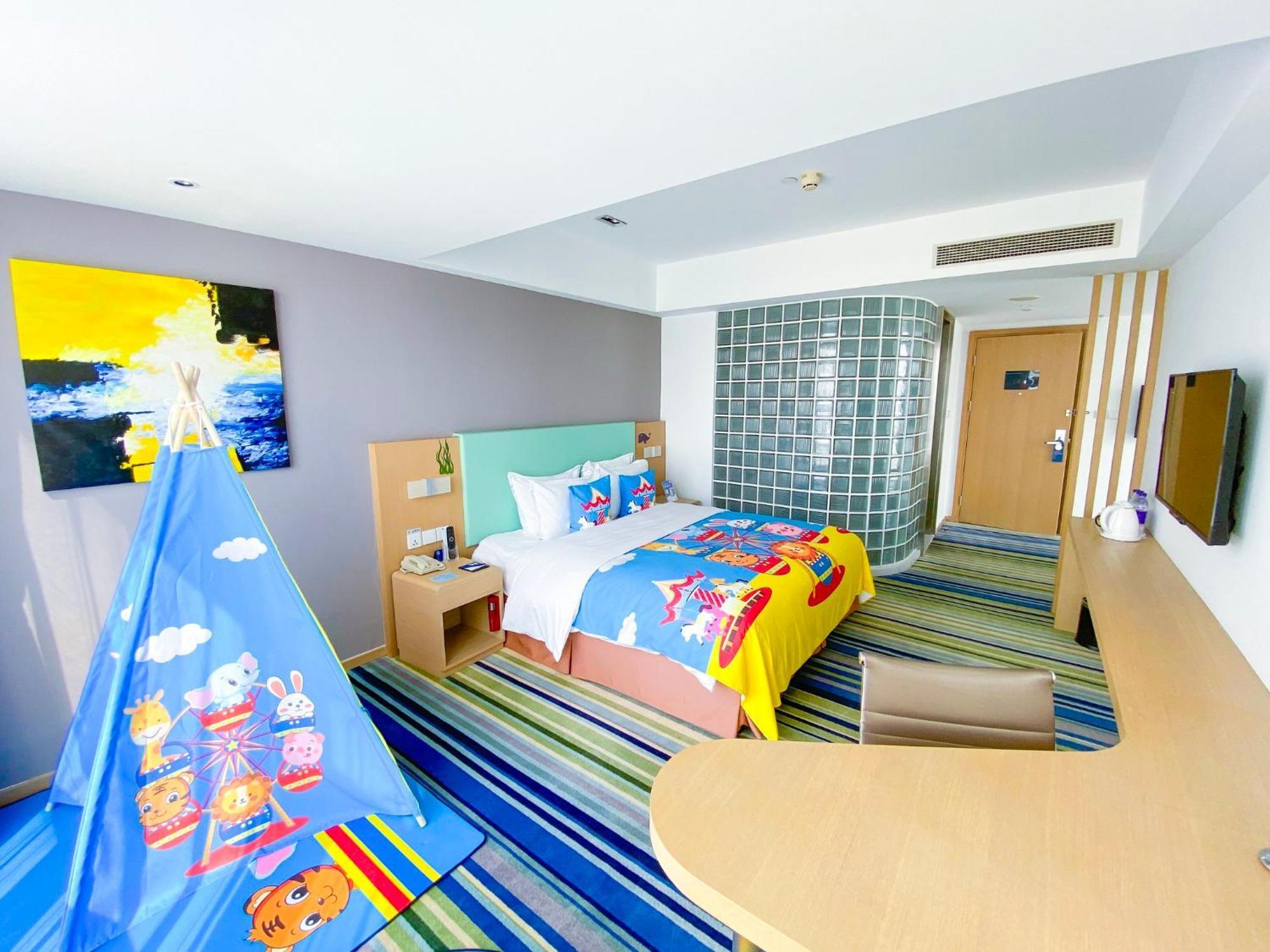 Holiday Inn Express Yingkou Onelong Plaza By Ihg Gaizhou Eksteriør billede