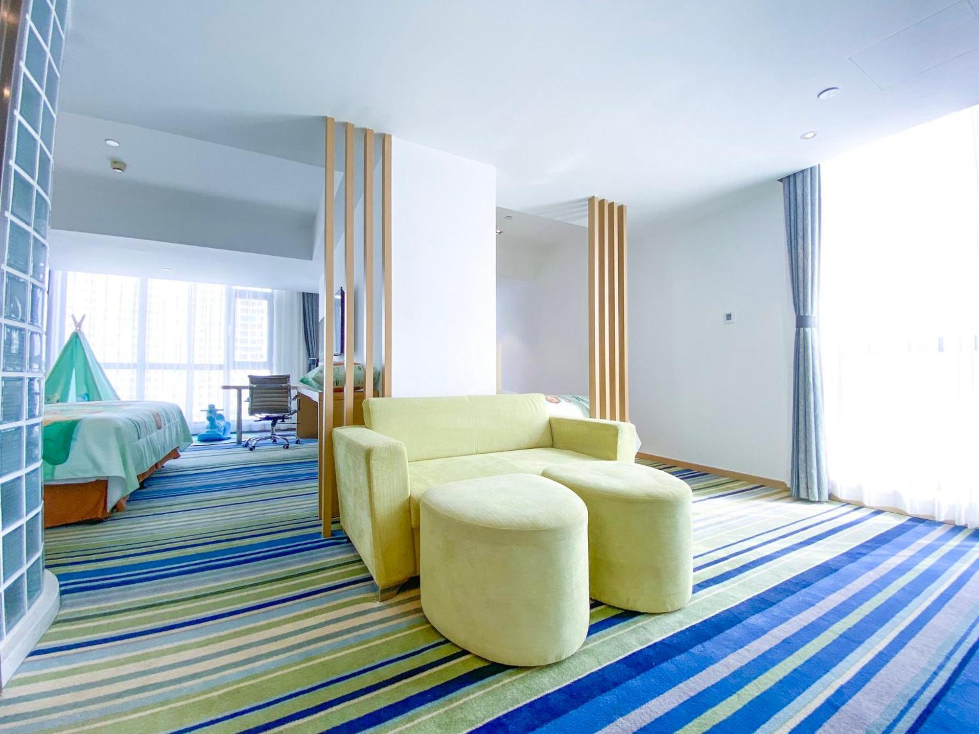 Holiday Inn Express Yingkou Onelong Plaza By Ihg Gaizhou Eksteriør billede